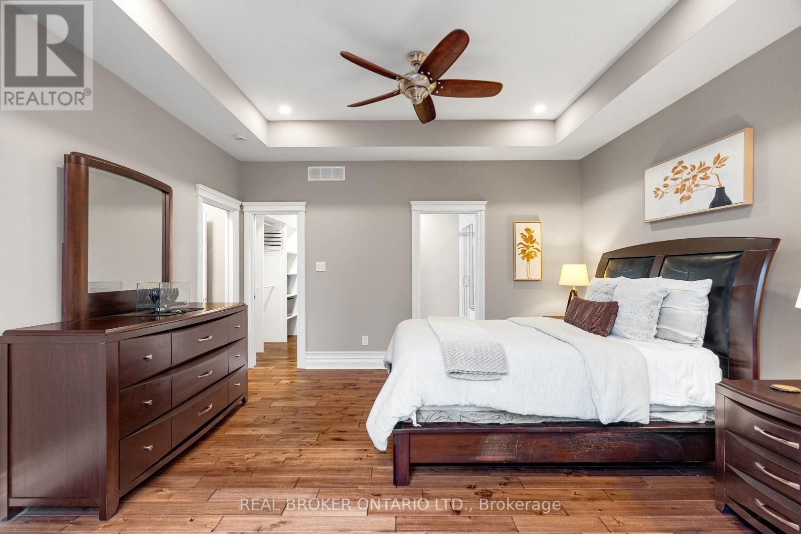 238 JUSTIN DRIVE Image 19