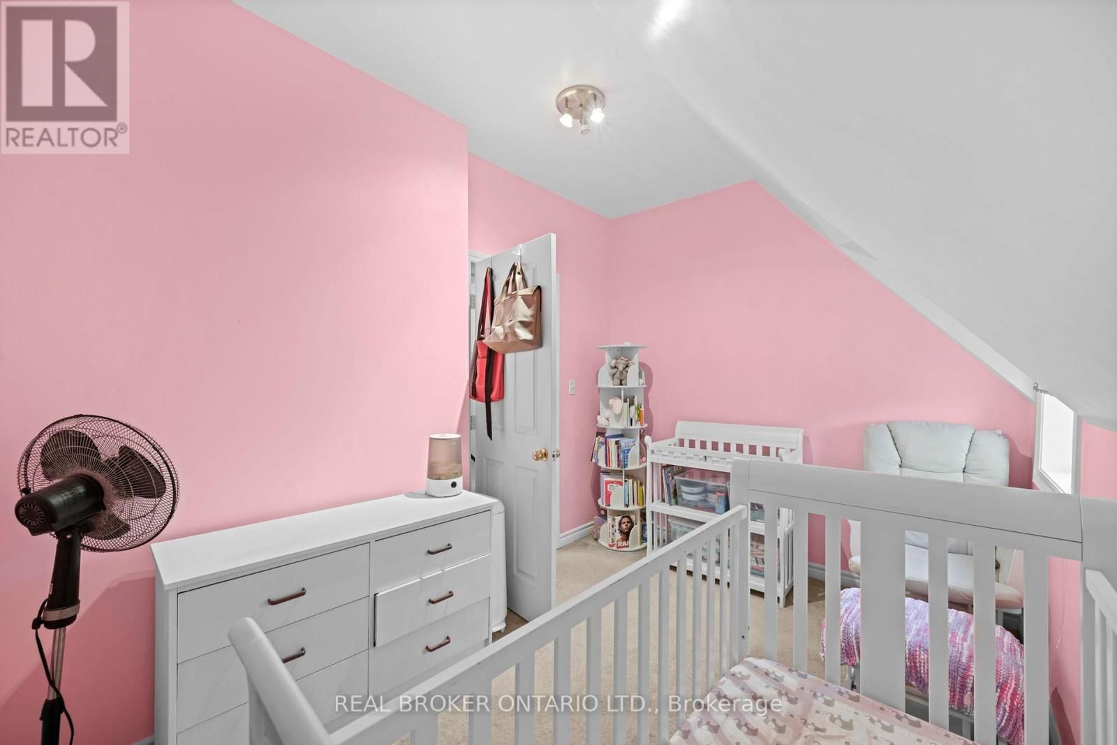 131 MCDONALD STREET Image 28