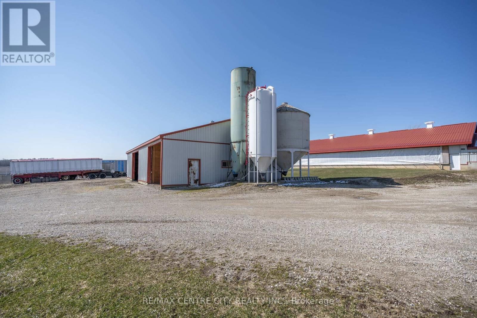 737 CONC 12E ROAD Image 12