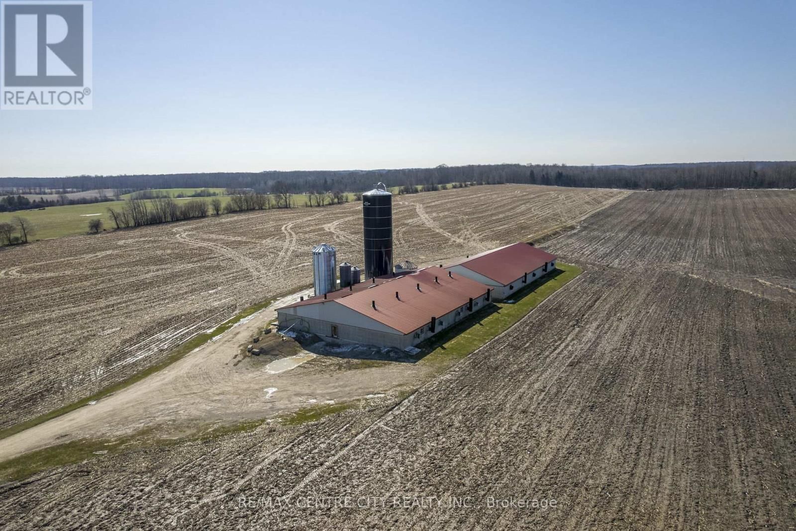 737 CONC 12E ROAD Image 25