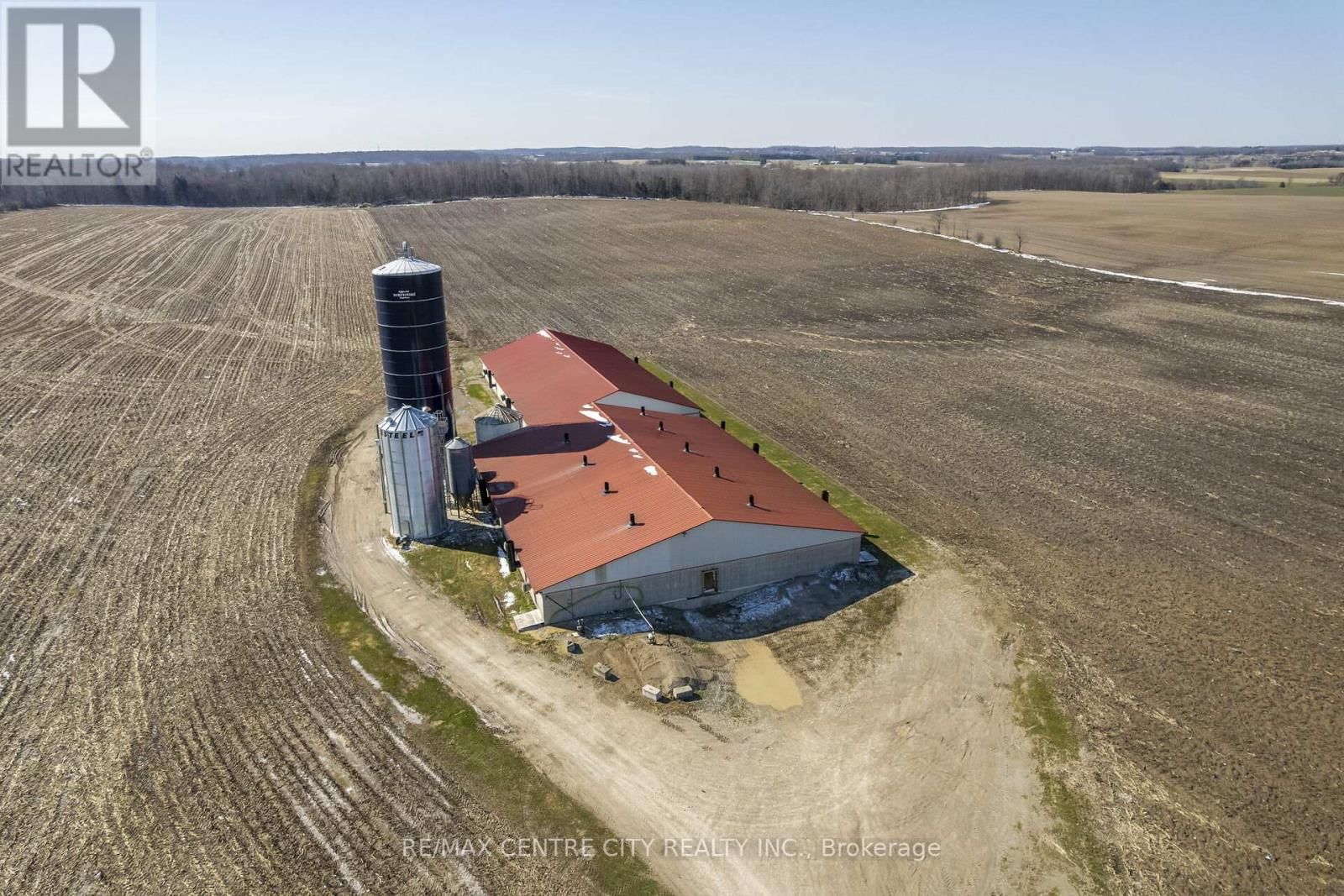 737 CONC 12E ROAD Image 27