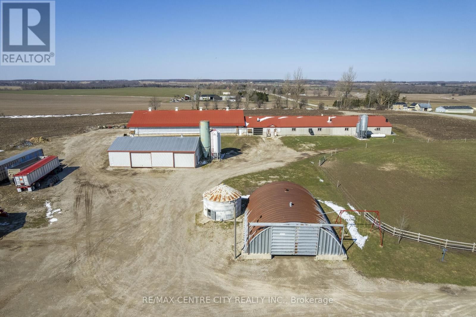 737 CONC 12E ROAD Image 5