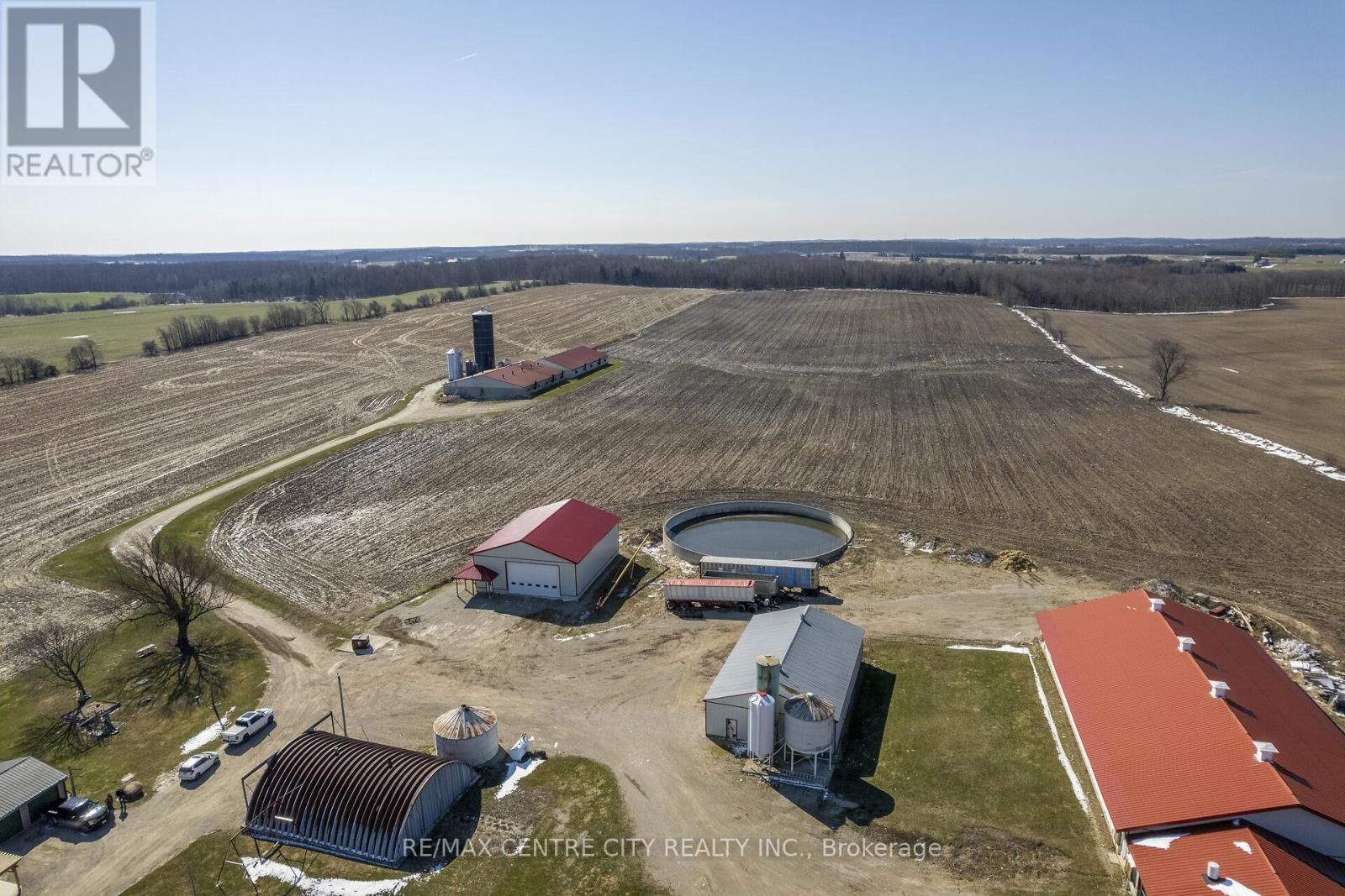 737 CONC 12E ROAD Image 7