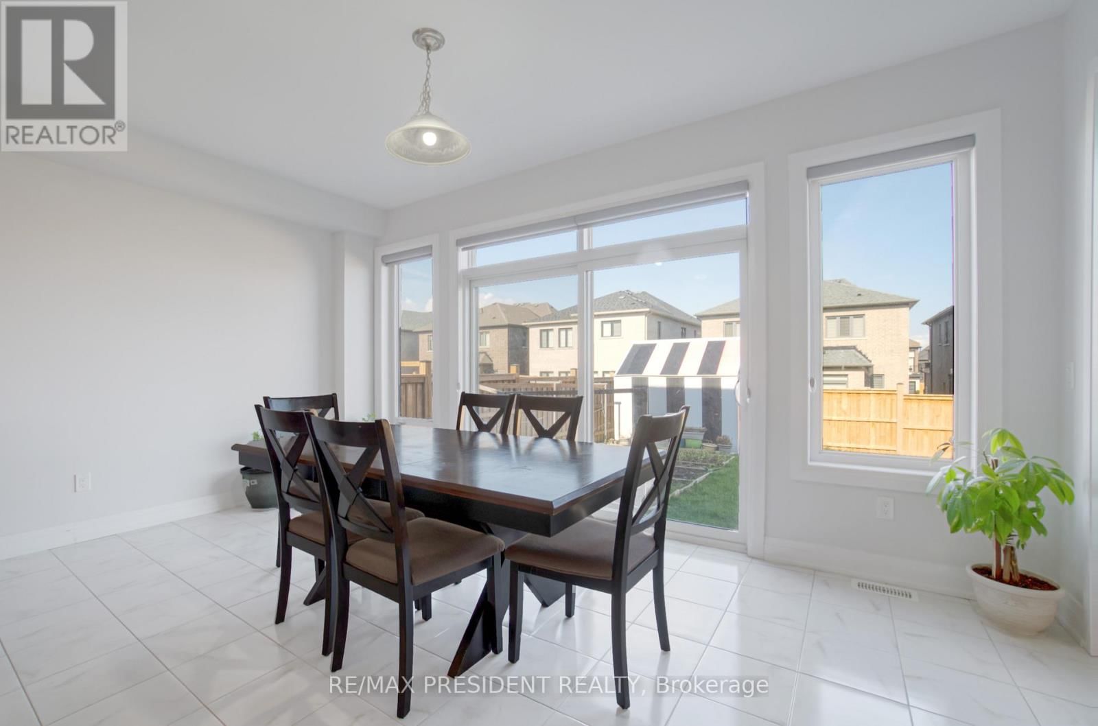 142 PRINCE CHARLES CRESCENT Image 14