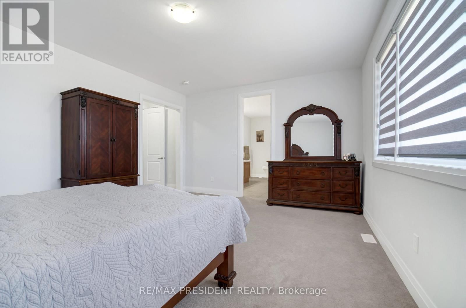 142 PRINCE CHARLES CRESCENT Image 25