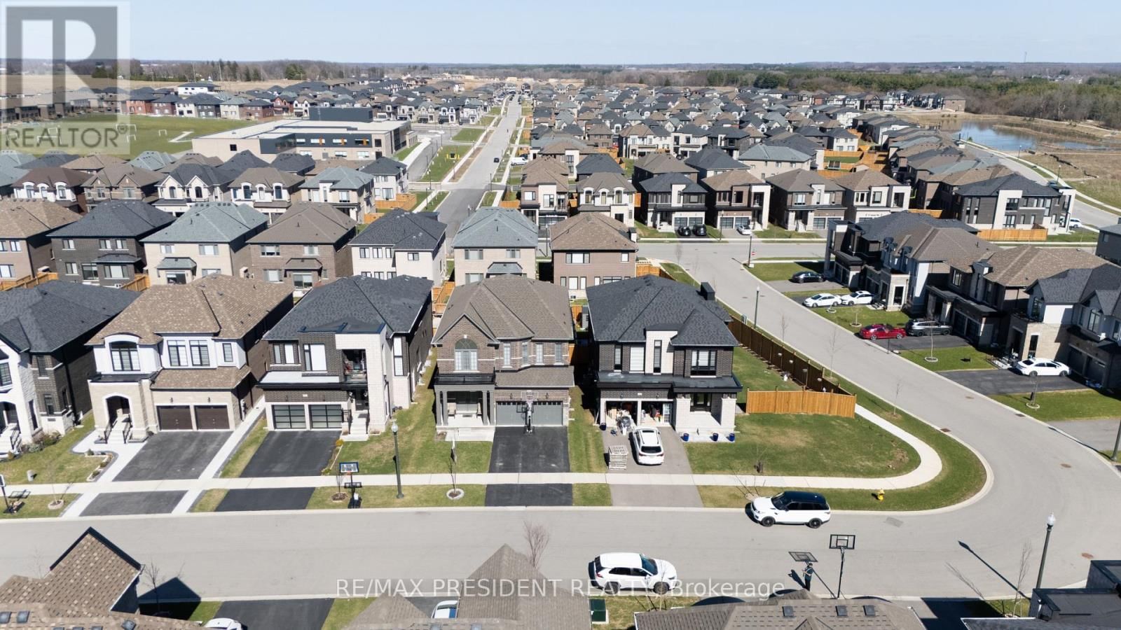 142 PRINCE CHARLES CRESCENT Image 3