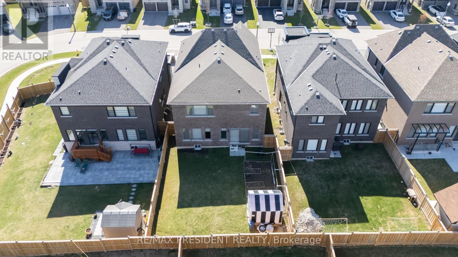 142 PRINCE CHARLES CRESCENT Image 38