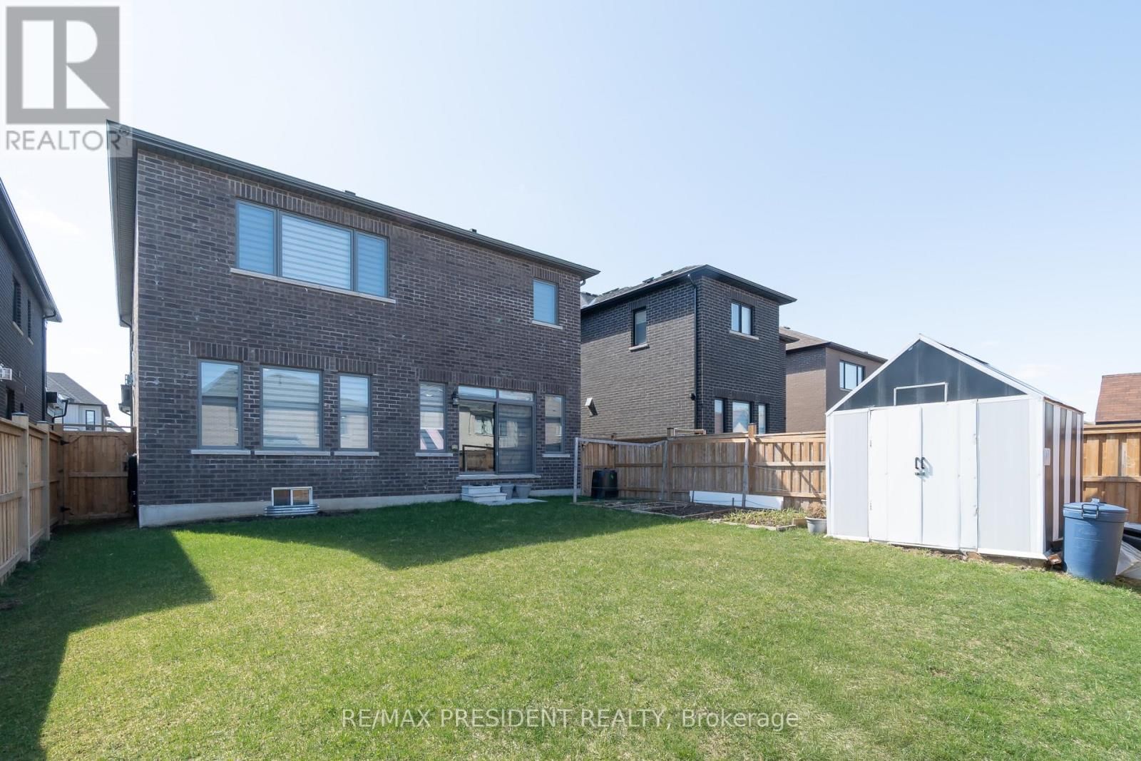 142 PRINCE CHARLES CRESCENT Image 39