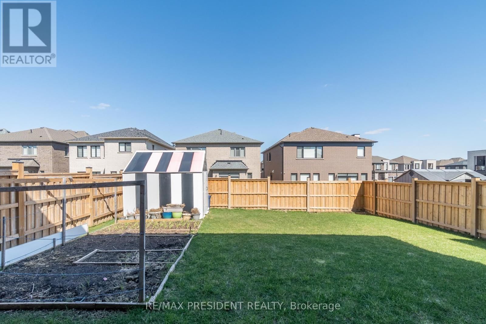 142 PRINCE CHARLES CRESCENT Image 40