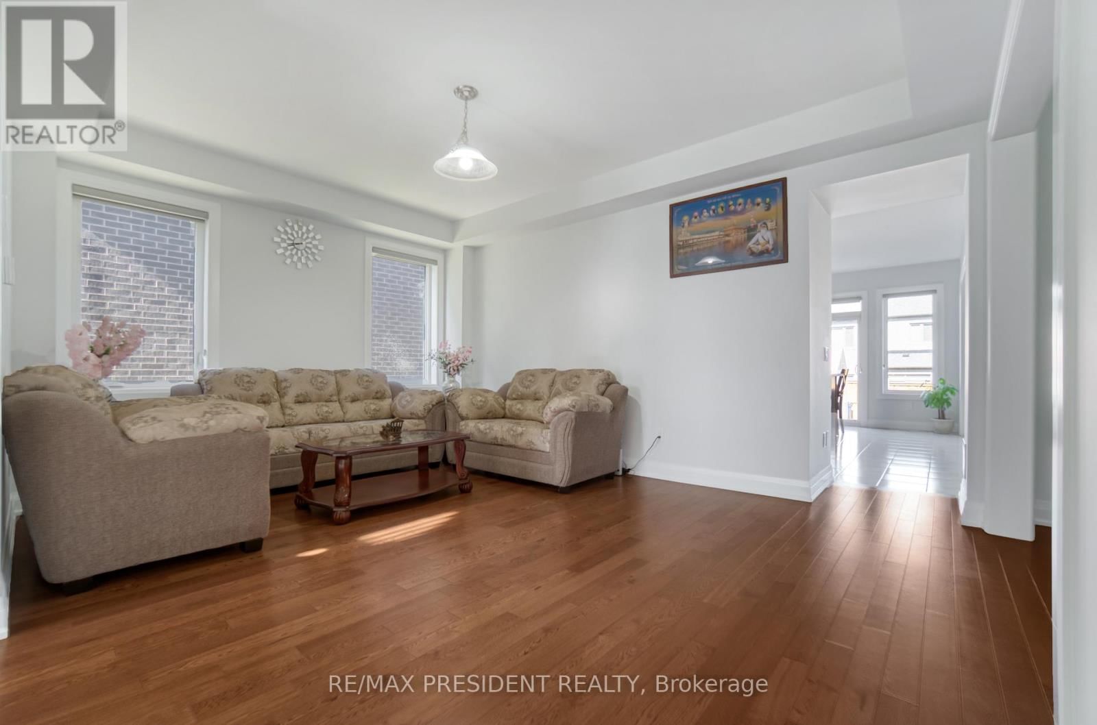 142 PRINCE CHARLES CRESCENT Image 8