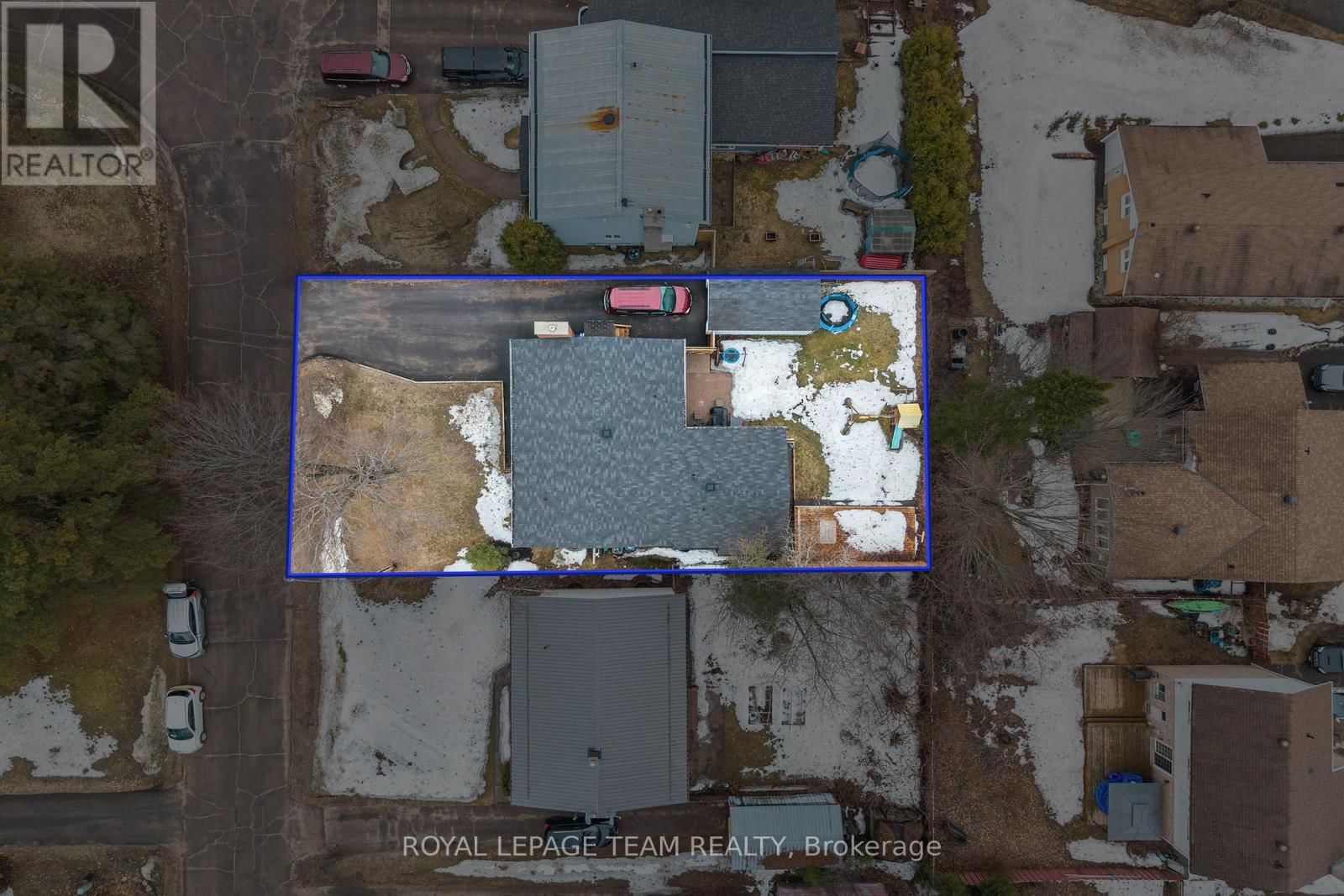 25 FRONTENAC CRESCENT Image 6