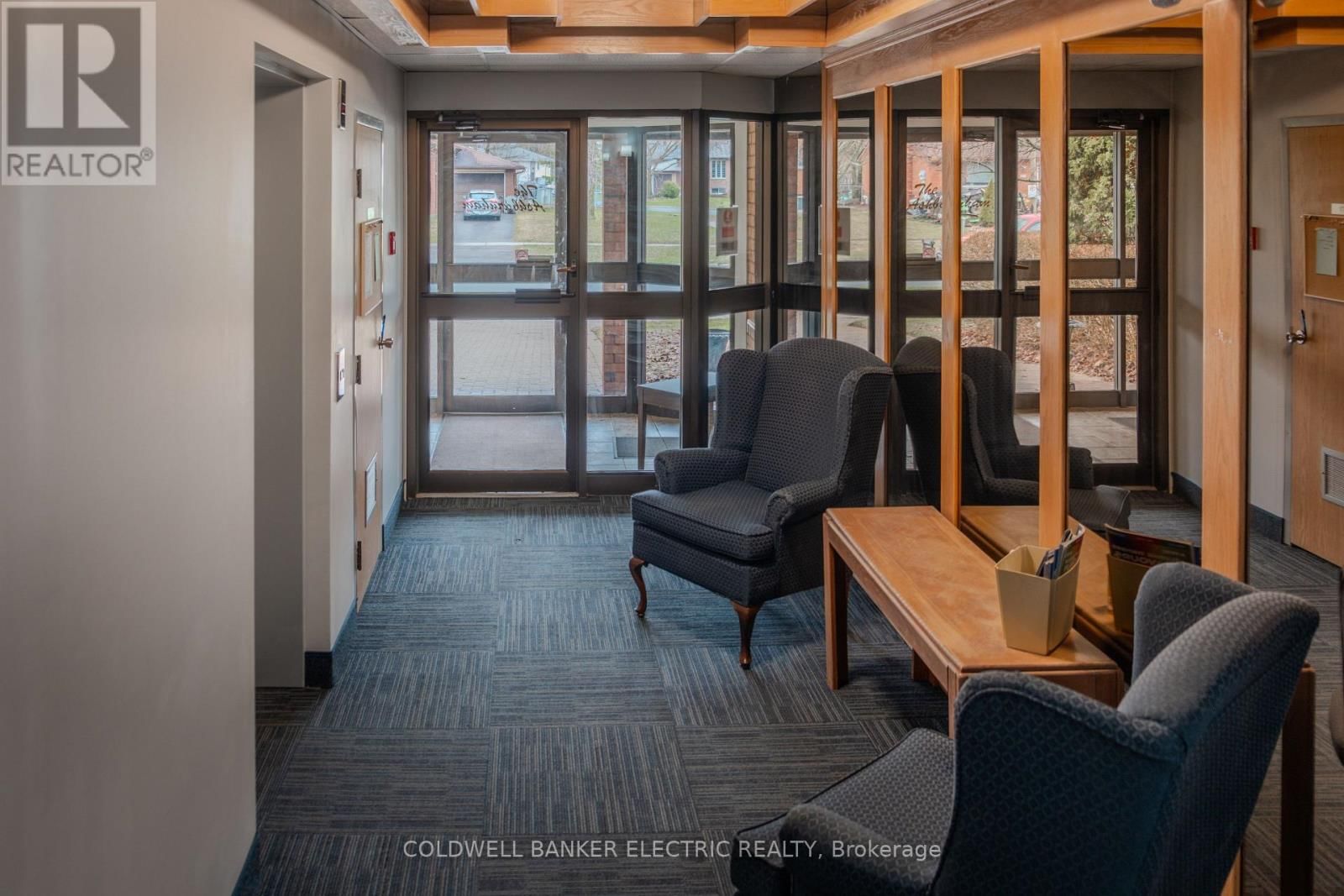 105 - 2185 WALKER AVENUE NORTH Image 18