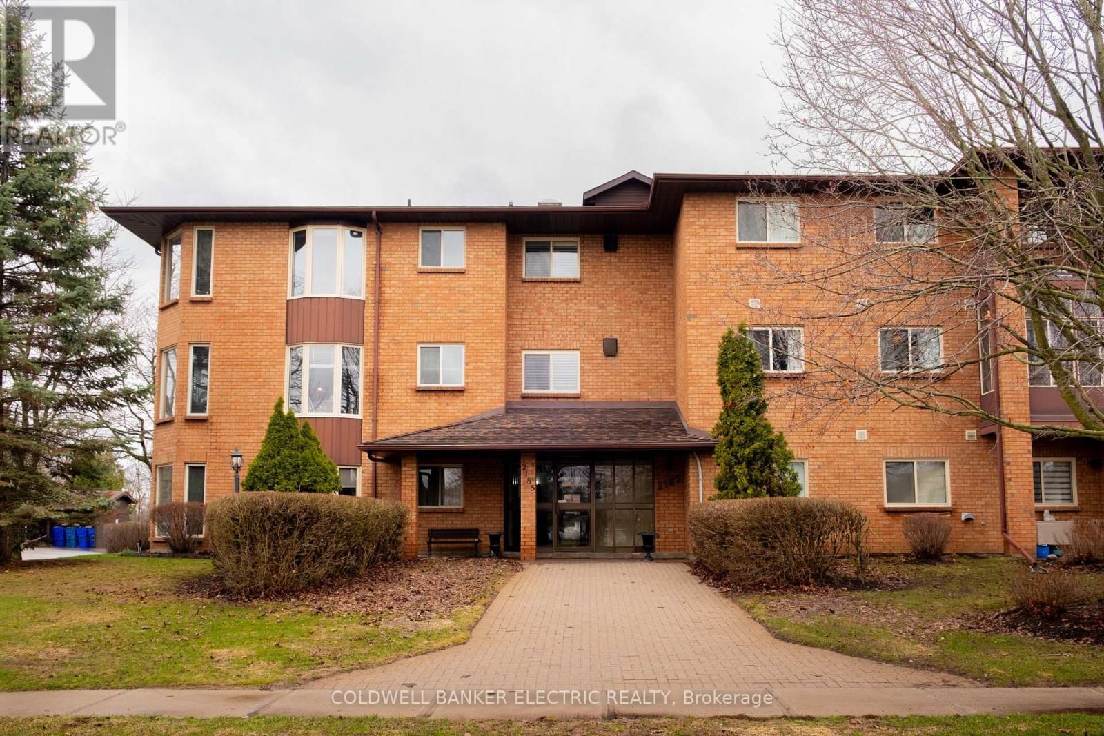 105 - 2185 WALKER AVENUE NORTH Image 2