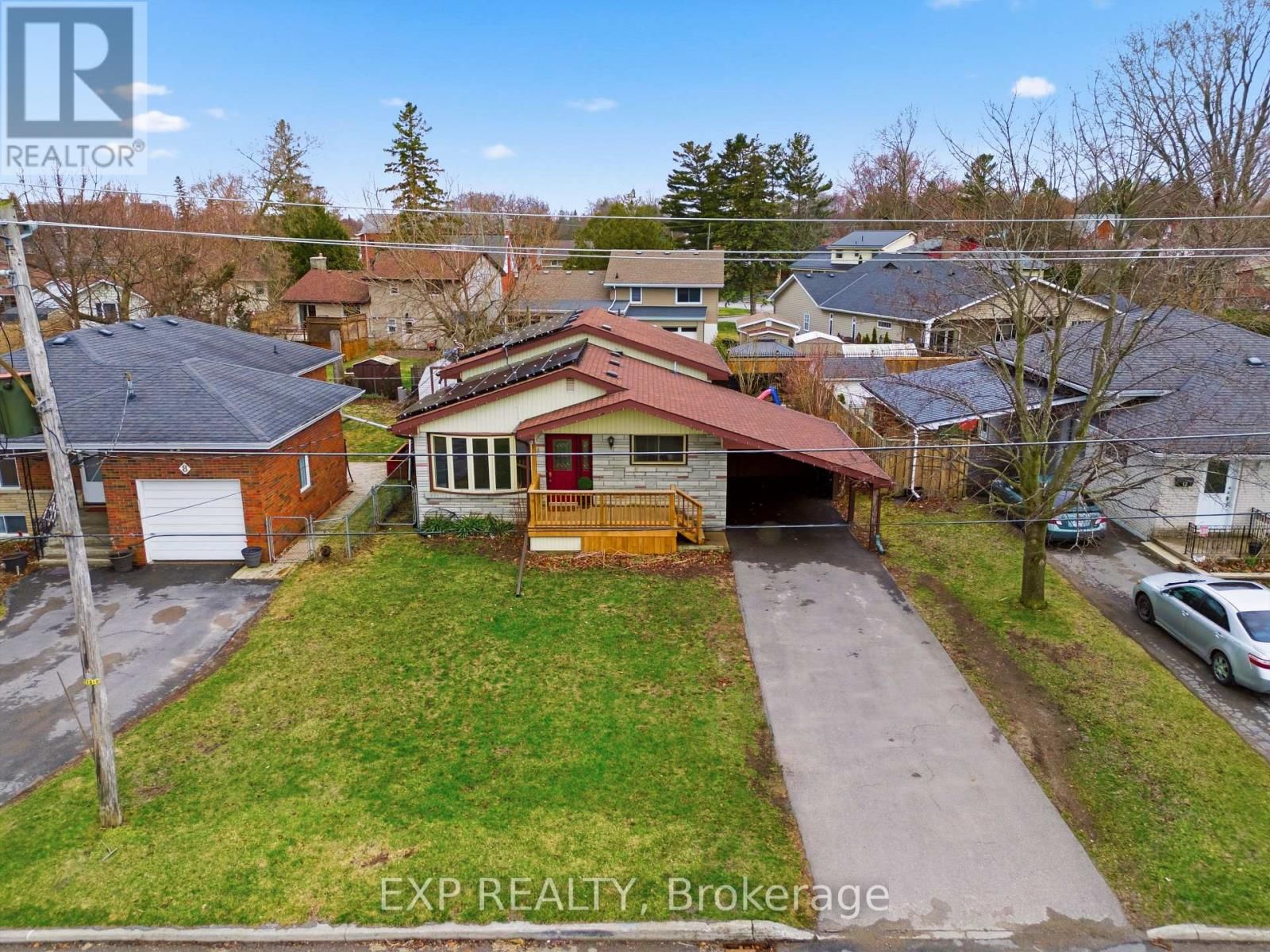 10 PLAZA SQUARE Image 40