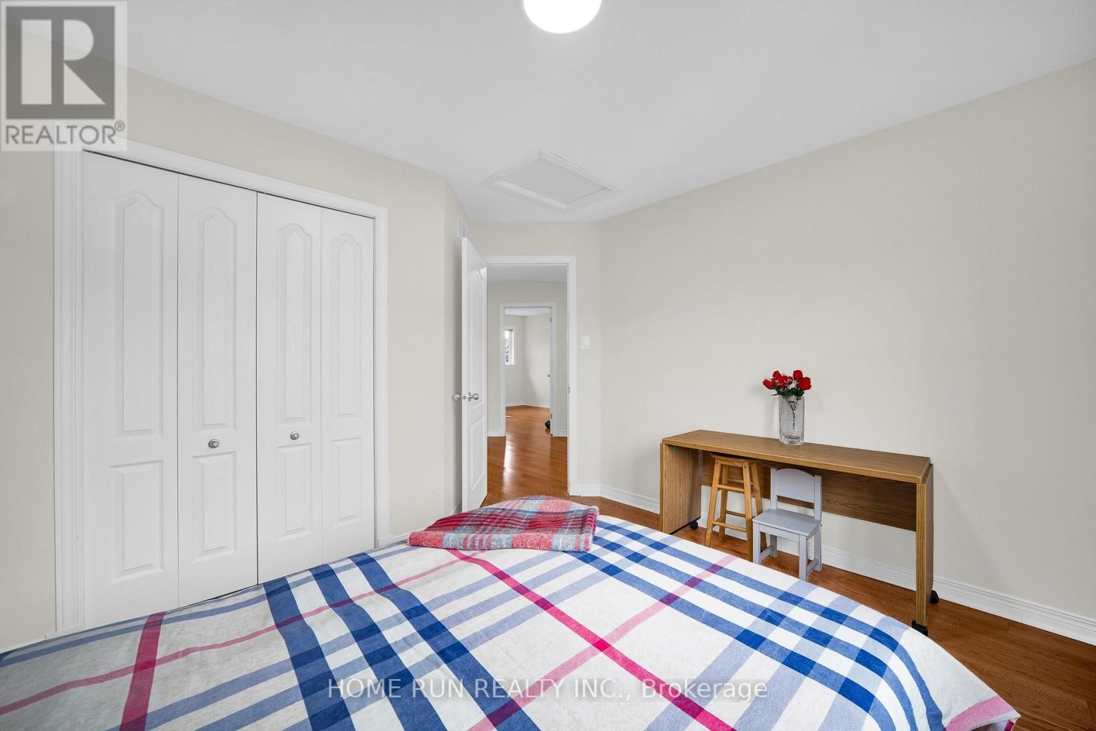 106 PORTRUSH AVENUE Image 30