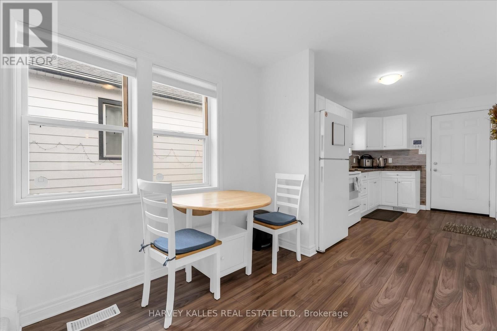 105 ORMOND STREET NORTH Image 25