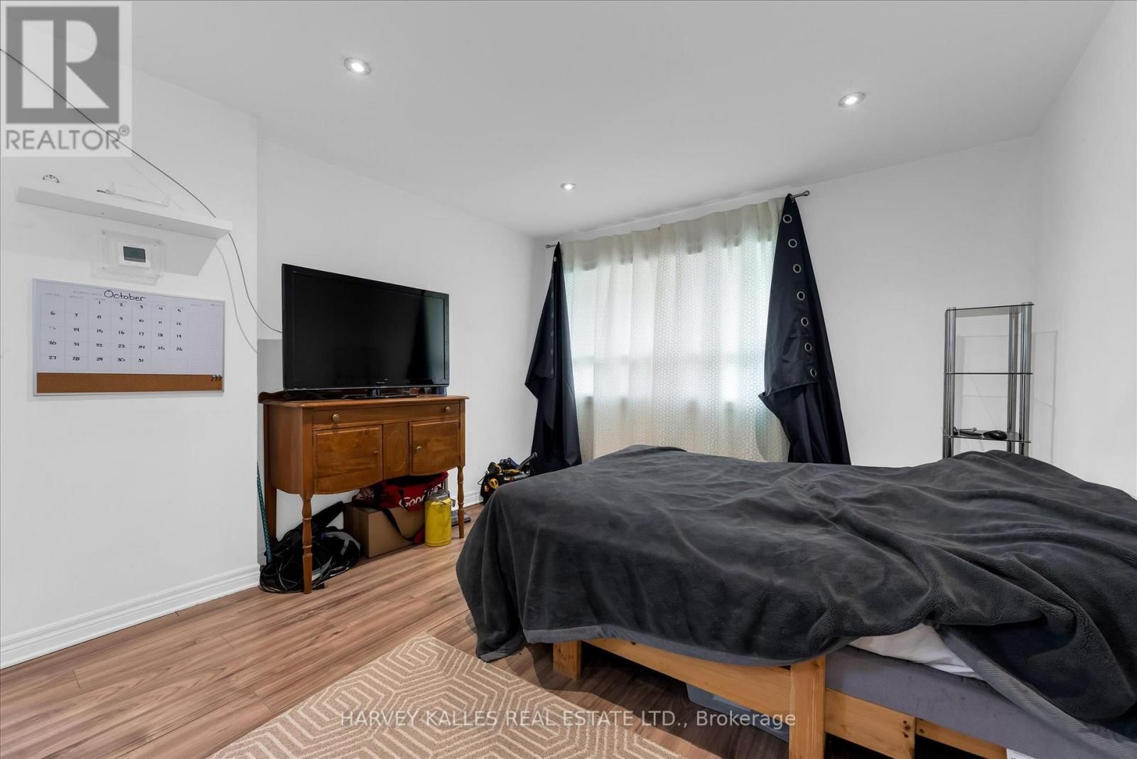 105 ORMOND STREET NORTH Image 7