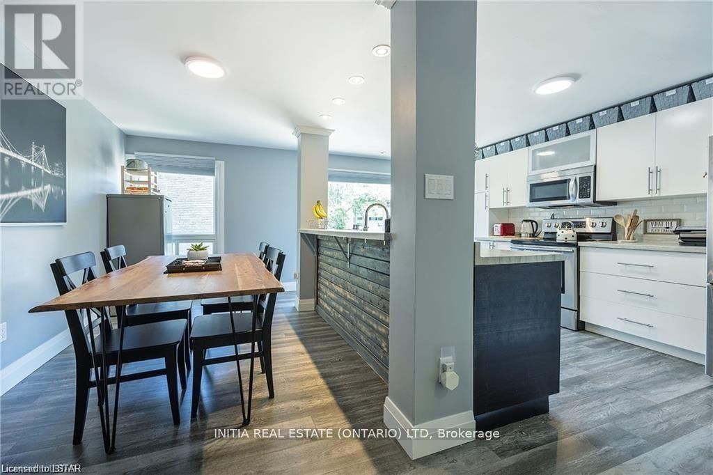 28 CHIDDINGTON GATE SOUTH Image 2