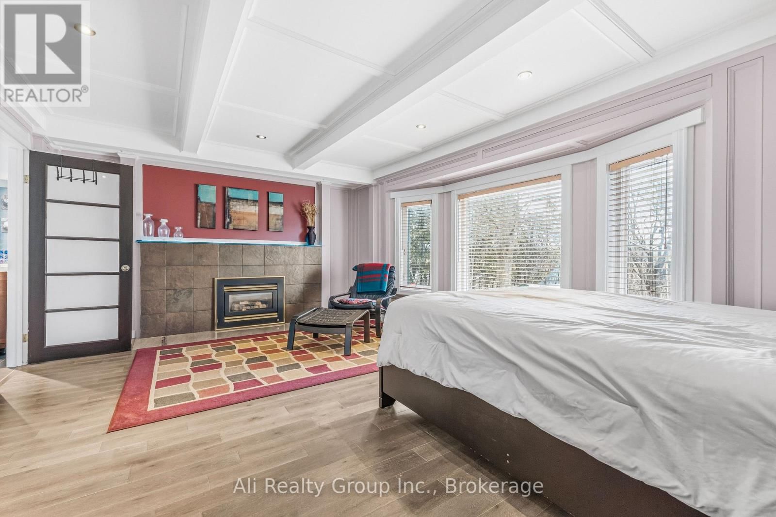 161 HERZBERG ROAD Image 9