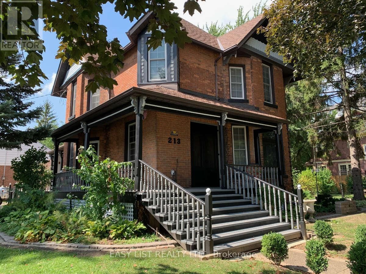 213 VIDAL STREET SOUTH Image 1