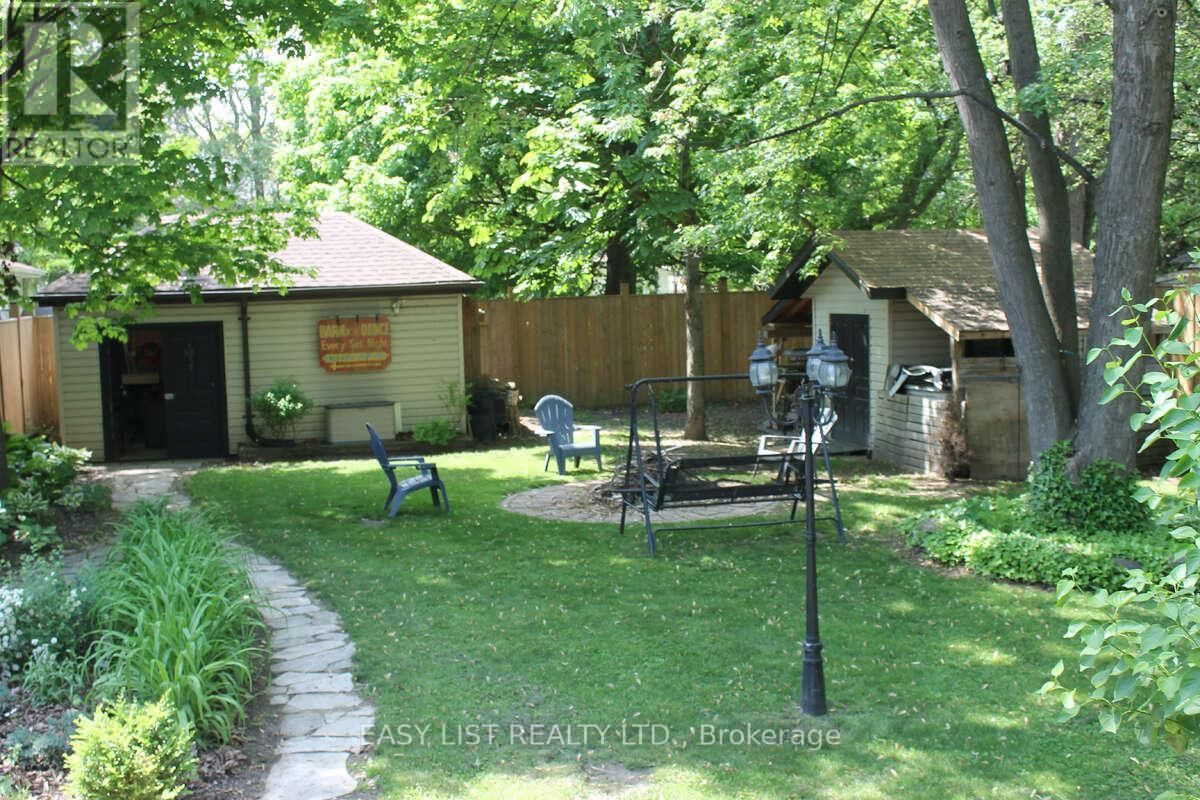 213 VIDAL STREET SOUTH Image 10