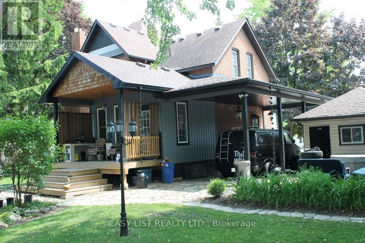 213 VIDAL STREET SOUTH Image 11