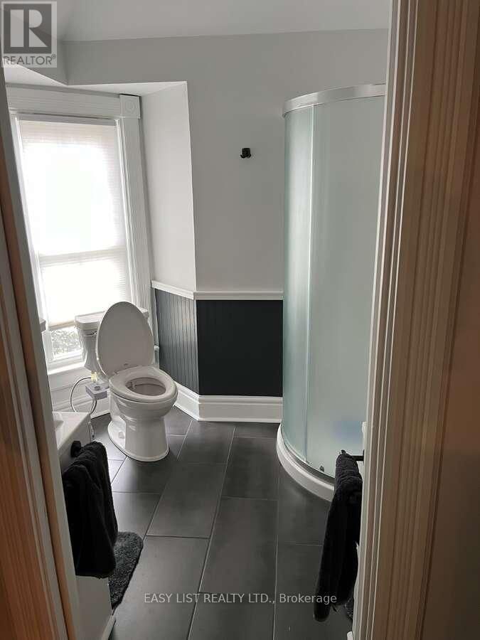 213 VIDAL STREET SOUTH Image 34