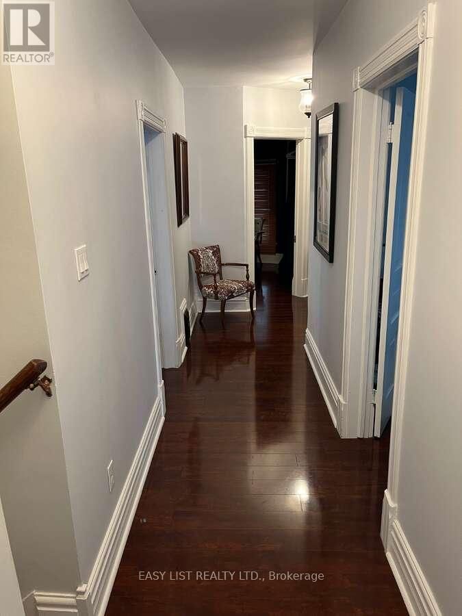 213 VIDAL STREET SOUTH Image 37