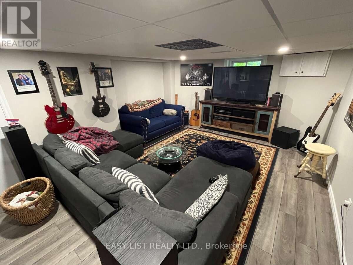 213 VIDAL STREET SOUTH Image 46