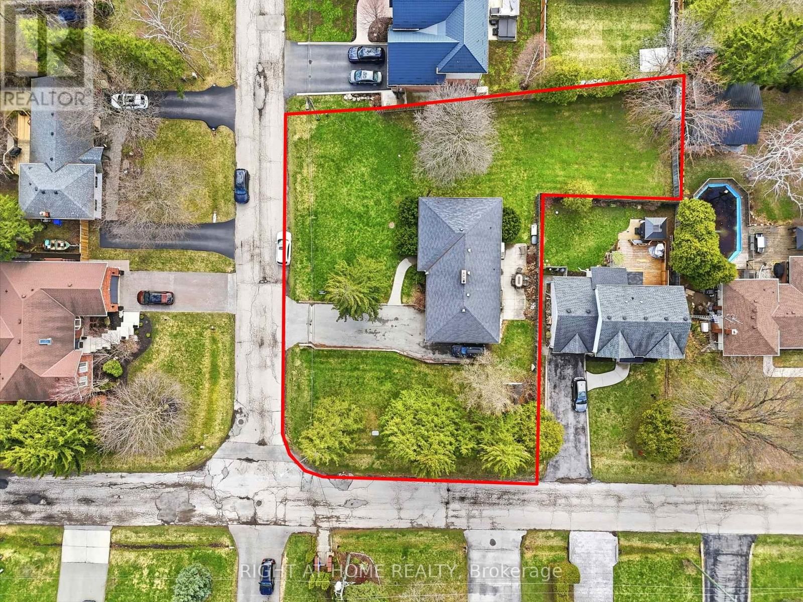 13 WESTVIEW CRESCENT Image 21