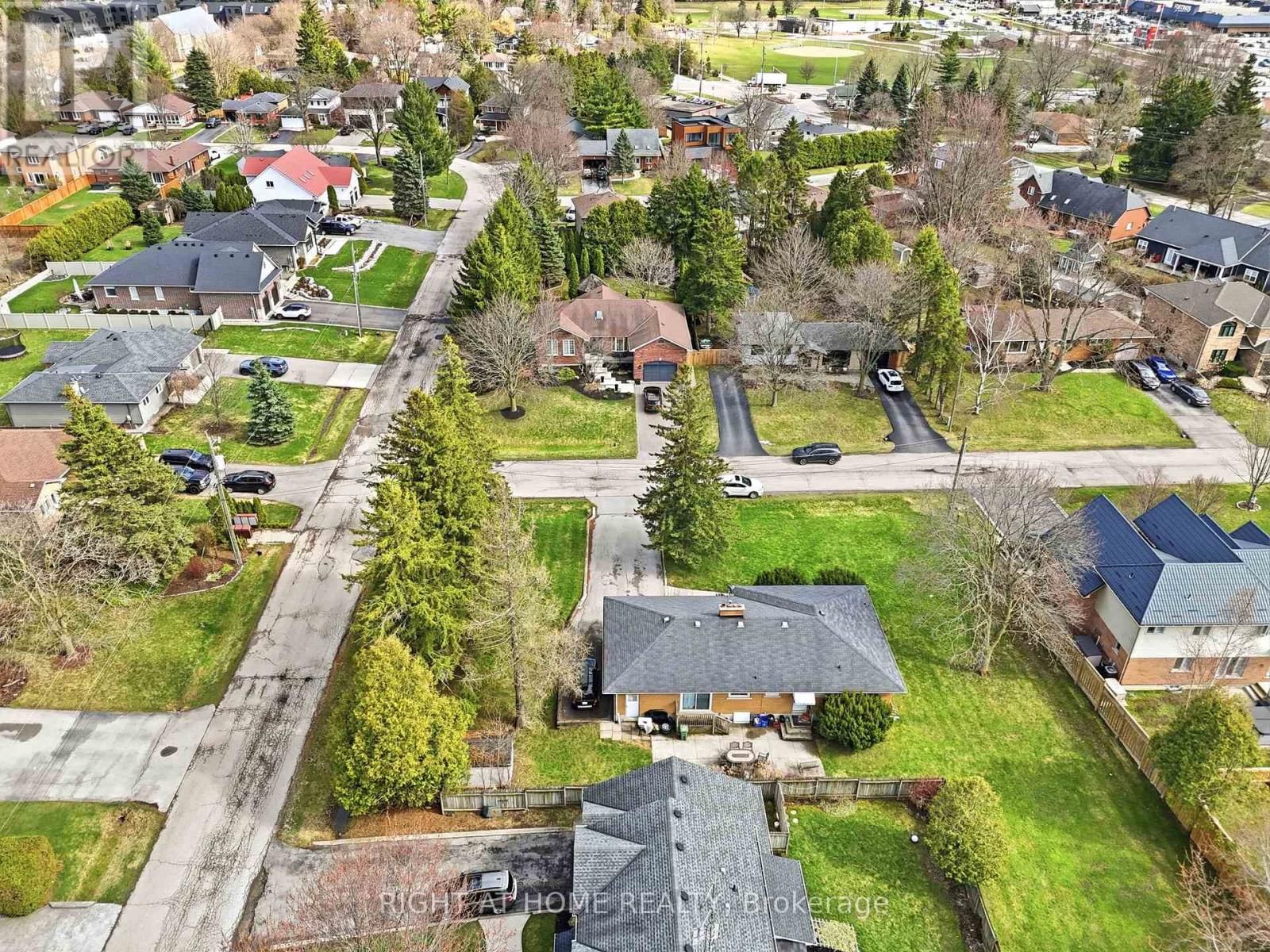 13 WESTVIEW CRESCENT Image 6