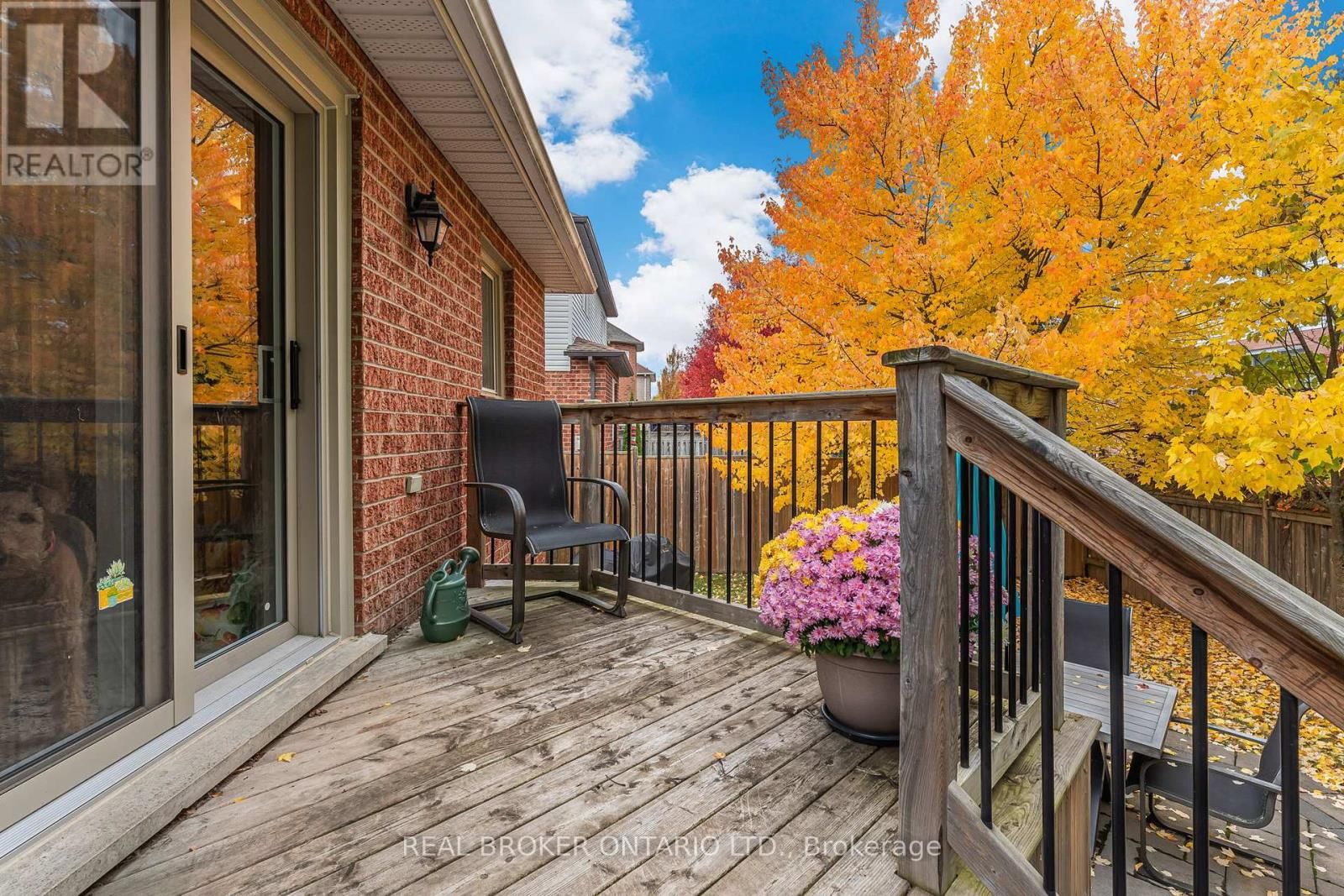 24 SHETLAND DRIVE Image 43