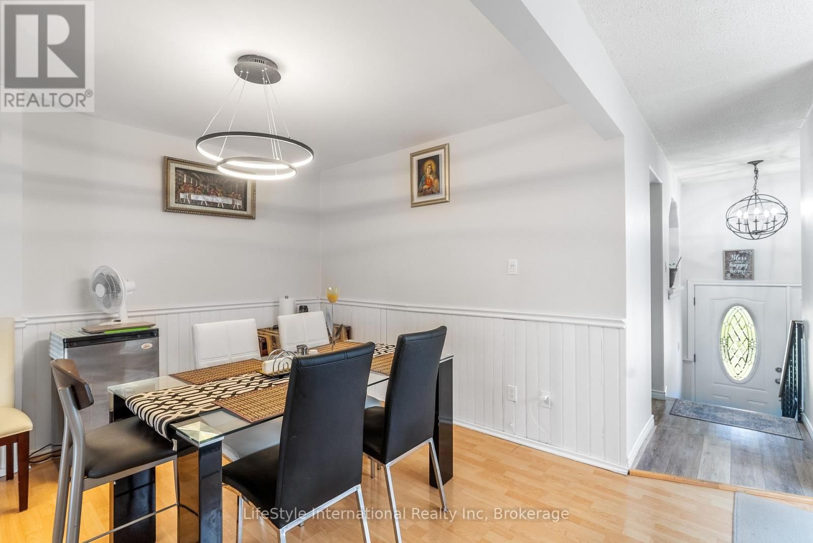 9 HAMPTON STREET Image 15