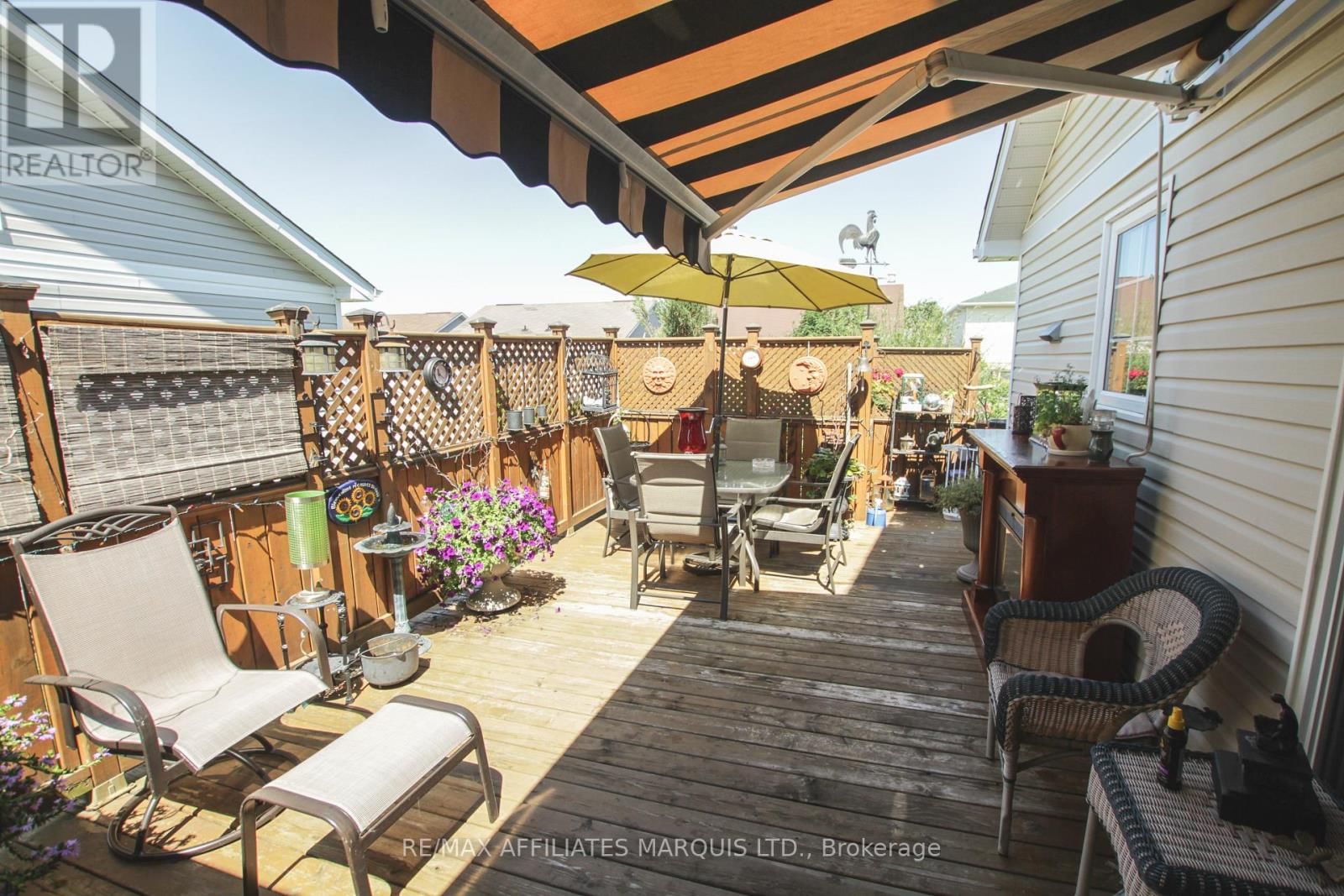 234 HEMLOCK CRESCENT Image 15