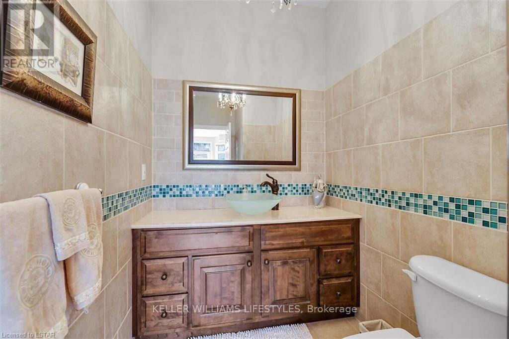 206 AMBLESIDE DRIVE Image 20