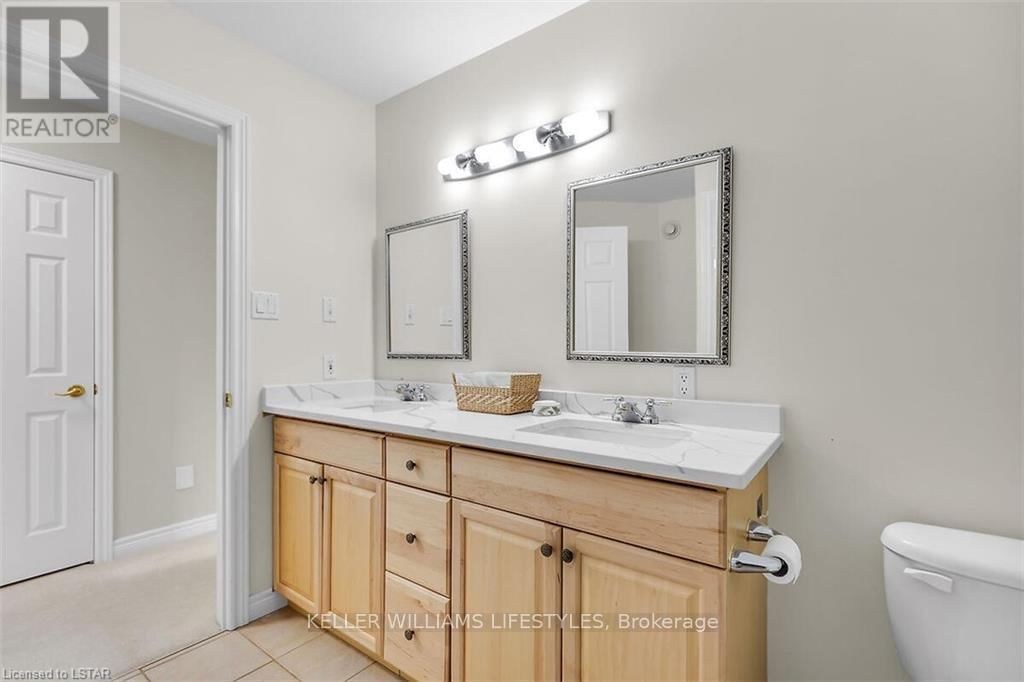 206 AMBLESIDE DRIVE Image 30