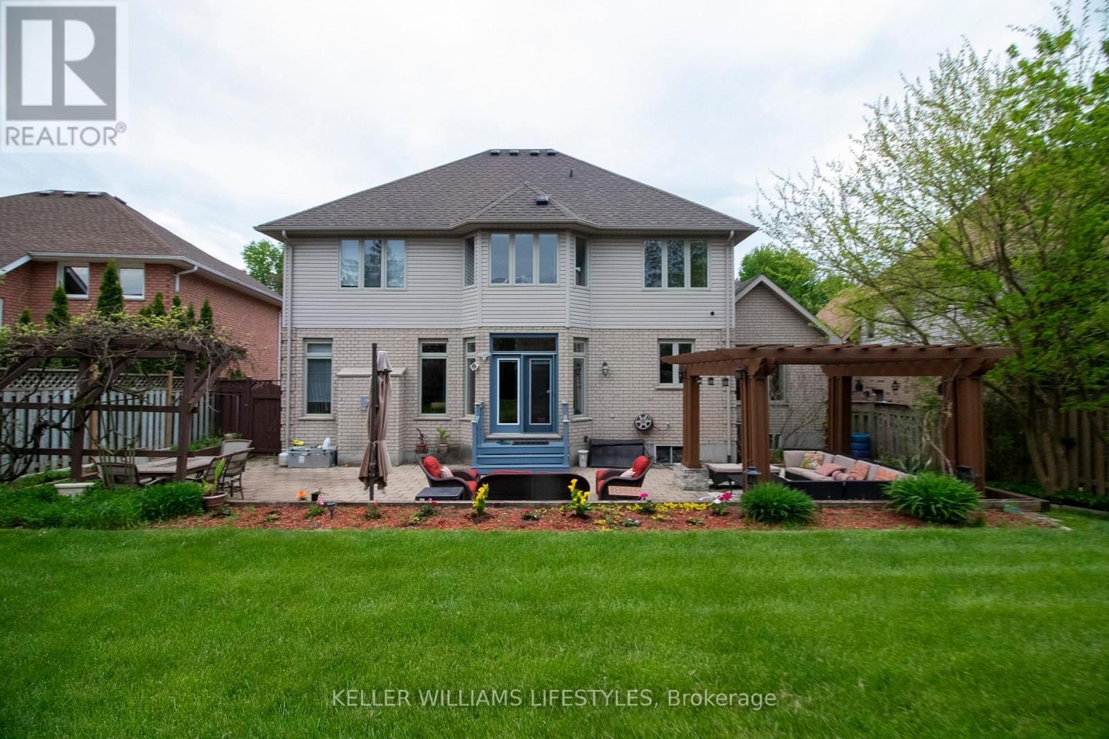 206 AMBLESIDE DRIVE Image 39