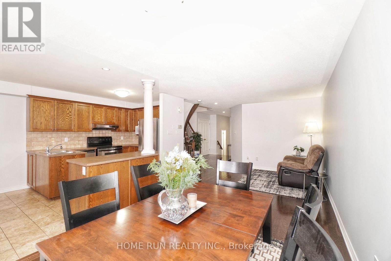 2222 BROCKSTONE CRESCENT Image 14