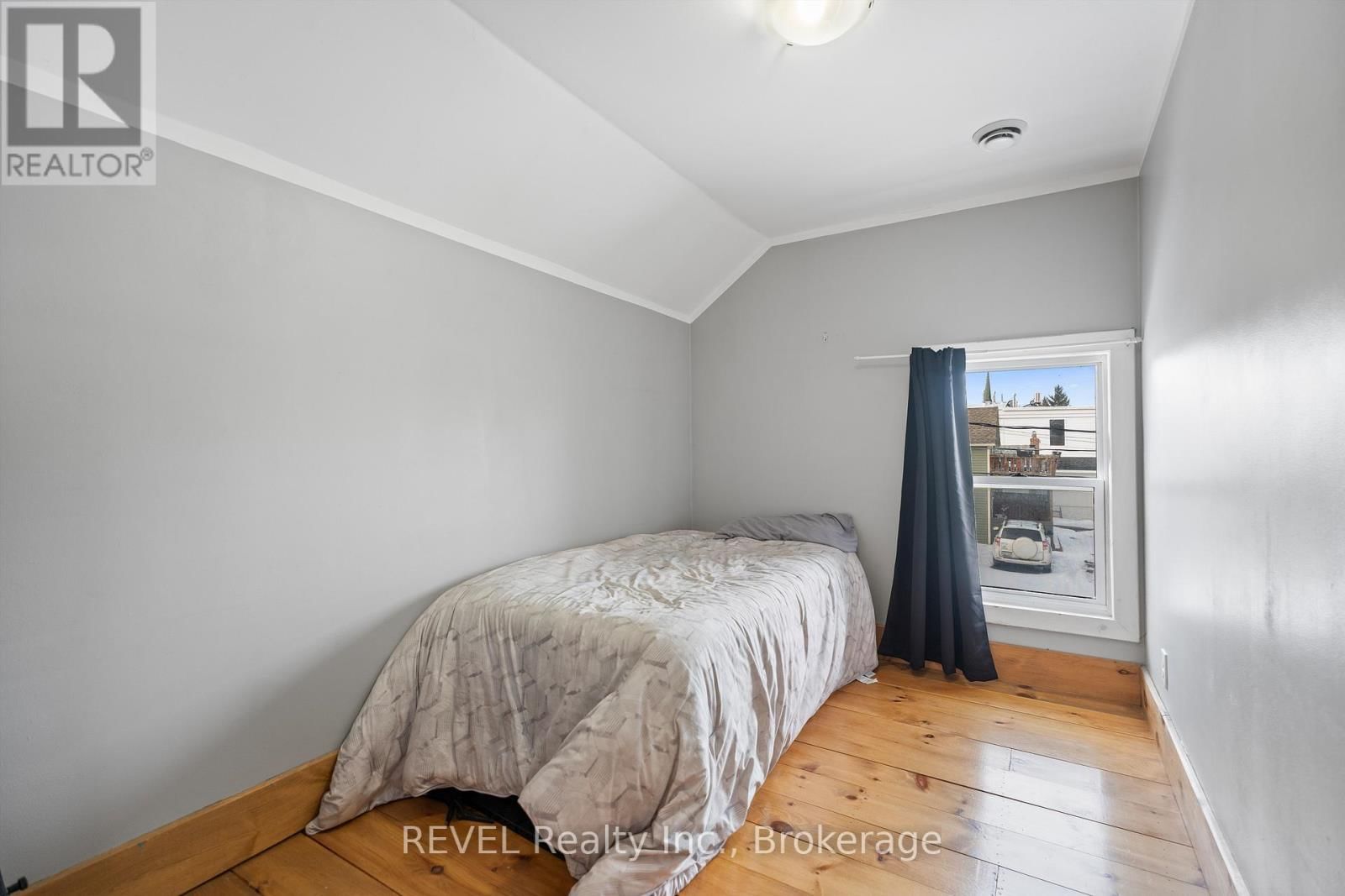 304 RIDGE RD N ROAD Image 24