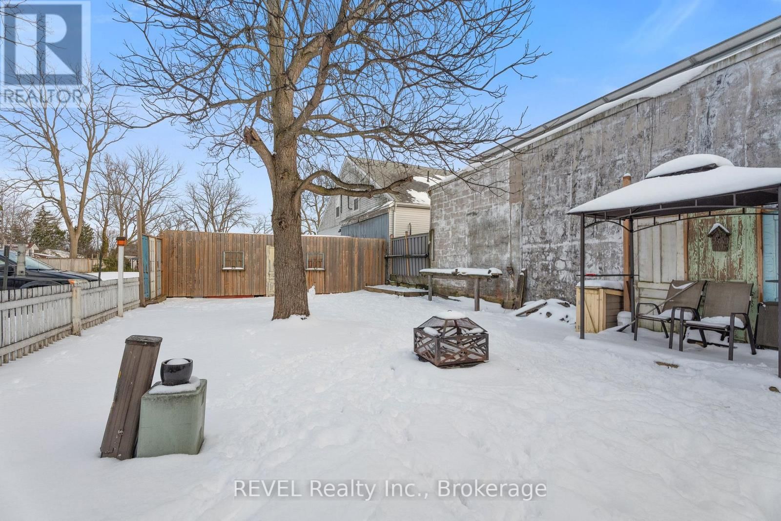 304 RIDGE RD N ROAD Image 30