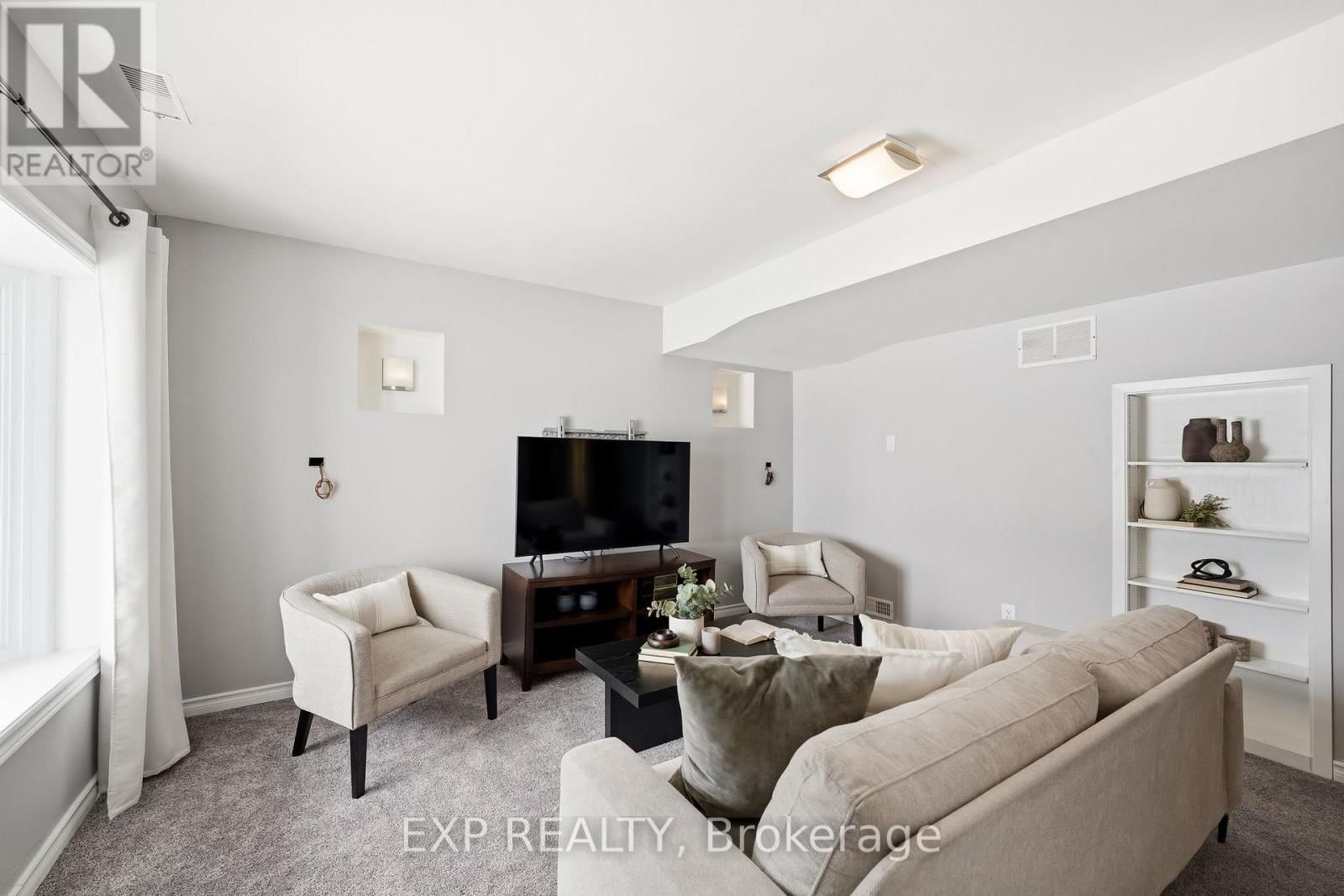 153 WARD LANE Image 35