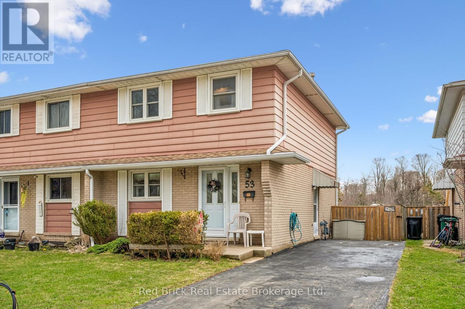 53 SHADELAND CRESCENT Image 1