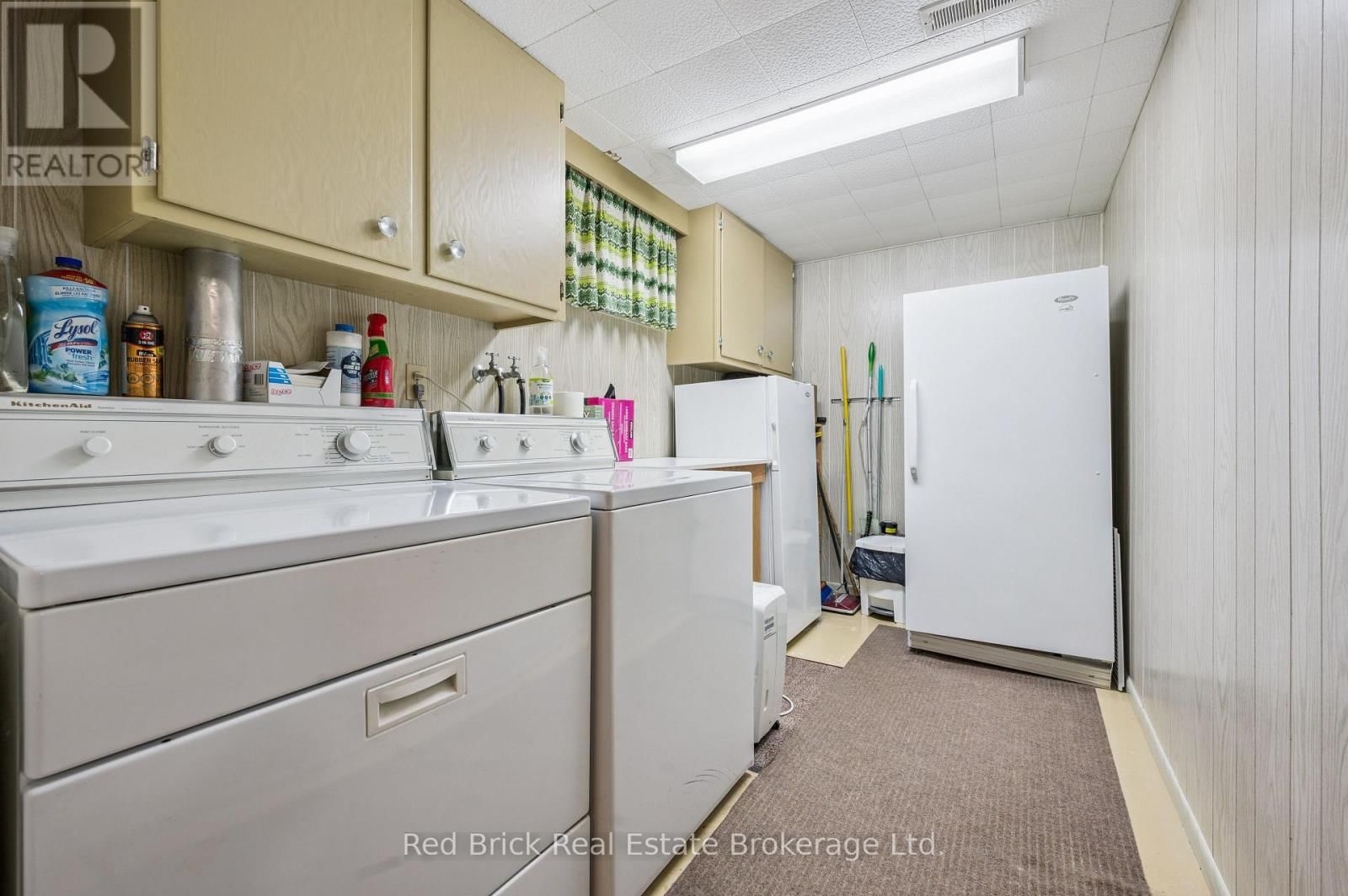 53 SHADELAND CRESCENT Image 18