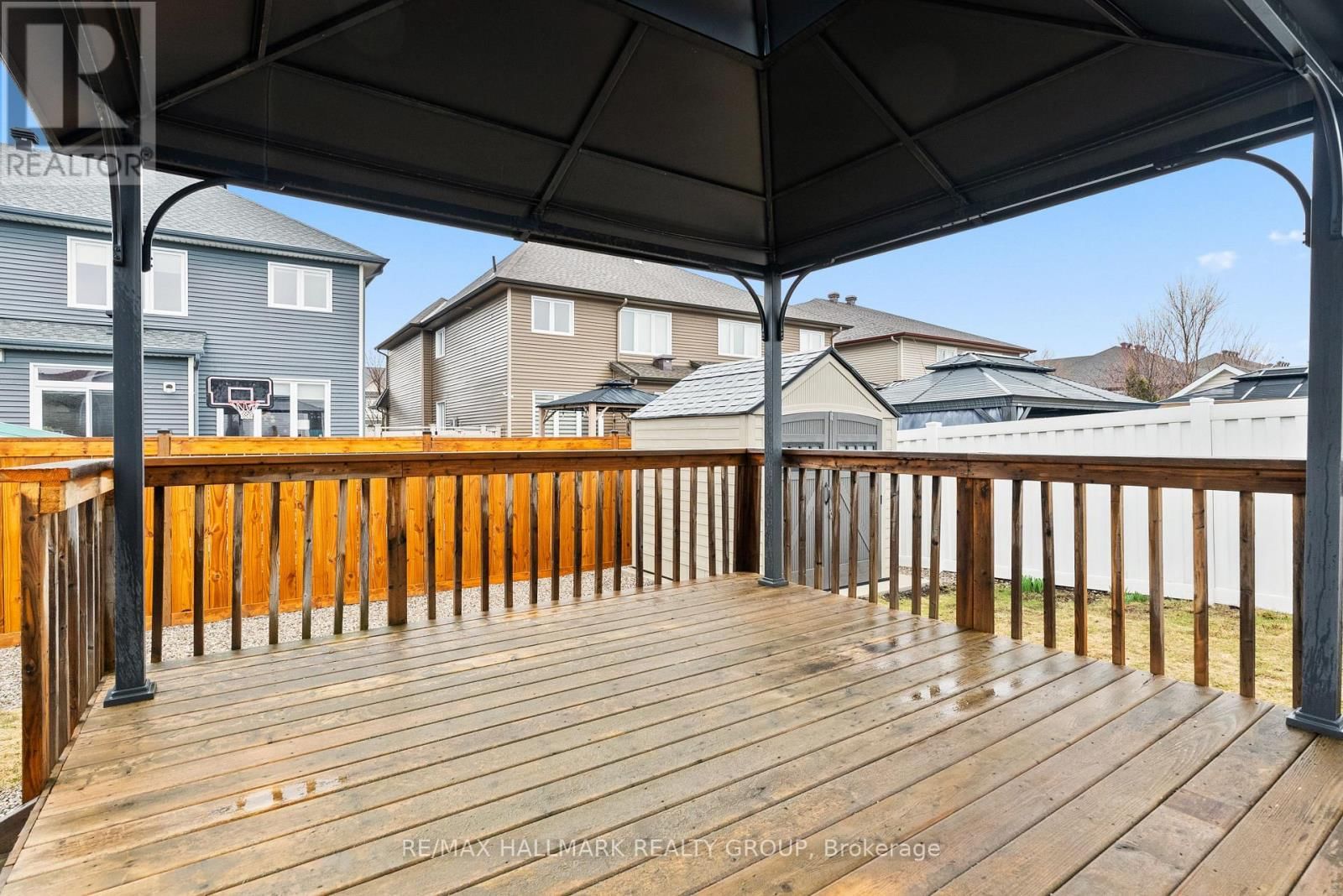 38 NORTH HARROW DRIVE Image 41