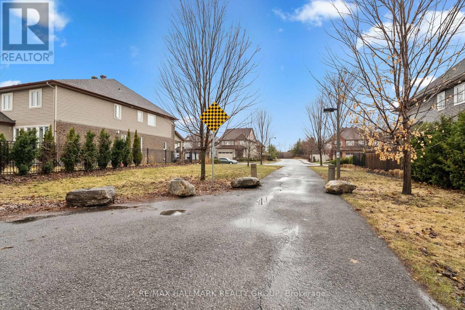 38 NORTH HARROW DRIVE Image 45