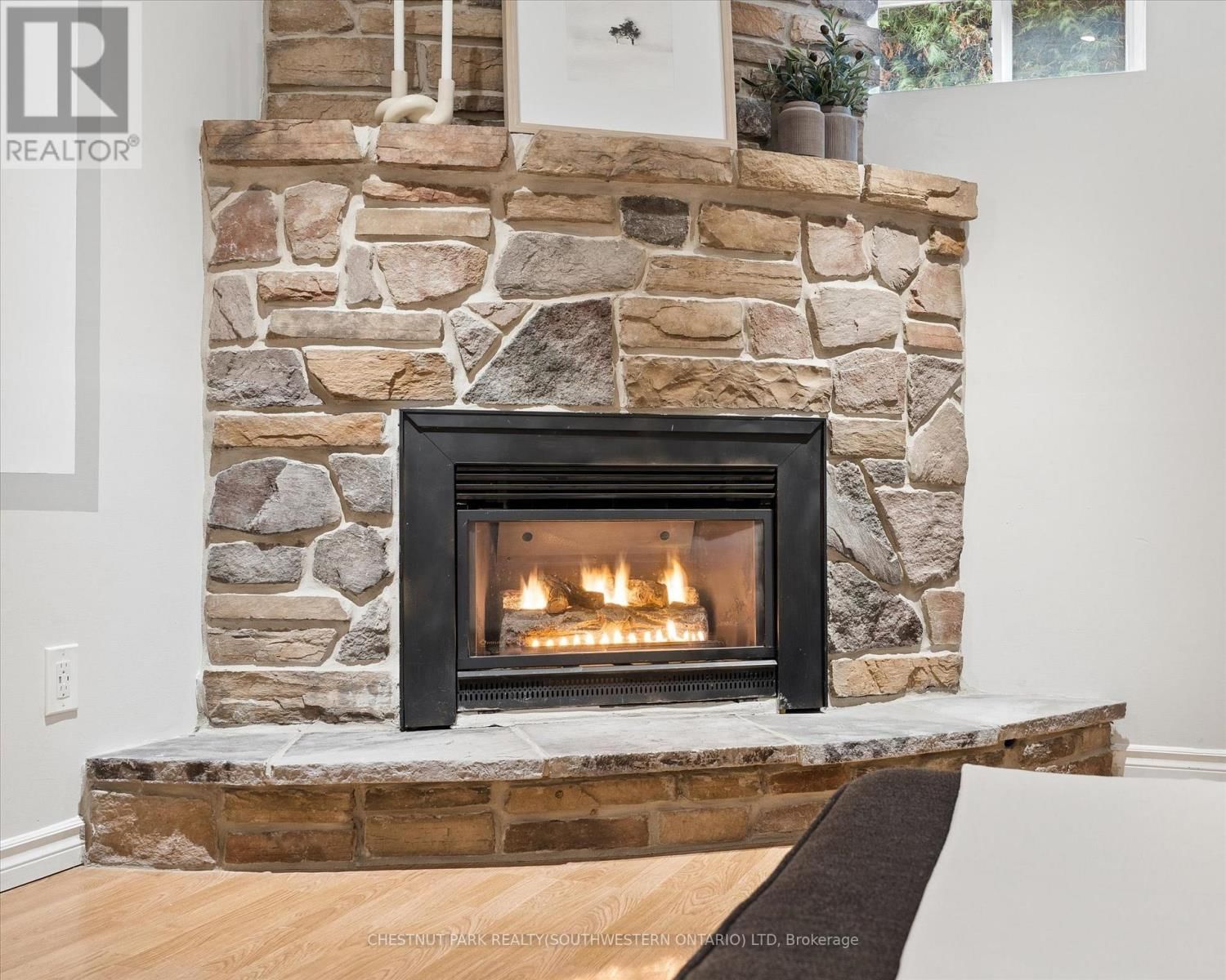 168 GREEN VALLEY DRIVE Image 28