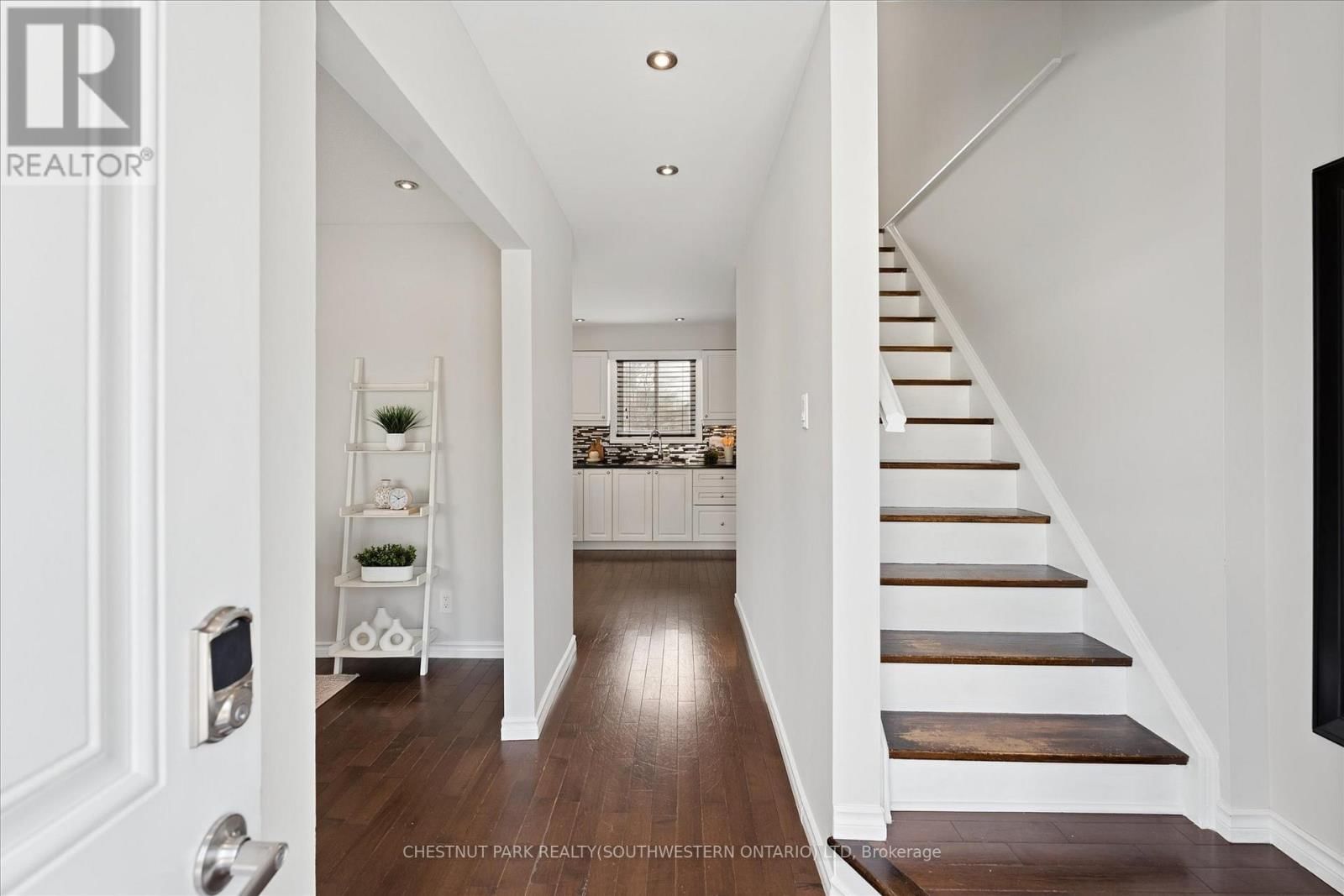 168 GREEN VALLEY DRIVE Image 8