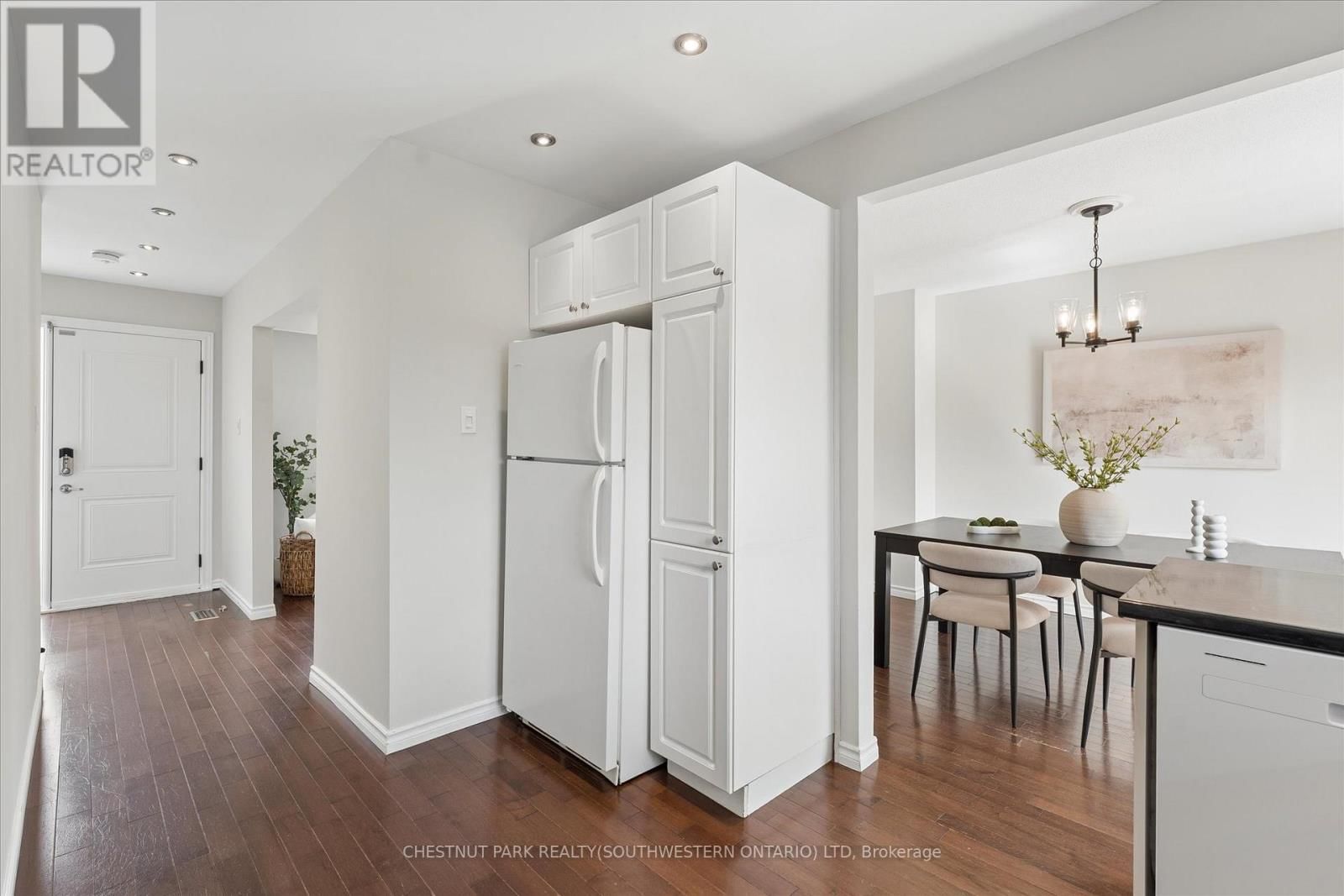 168 GREEN VALLEY DRIVE Image 9