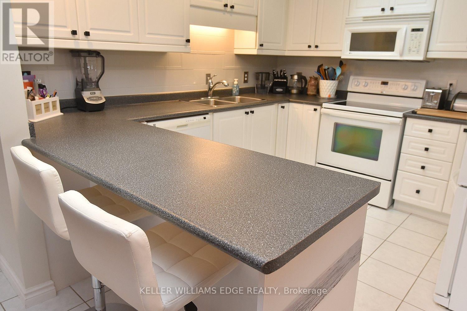 8 - 20 MEADOWLANDS BOULEVARD Image 13