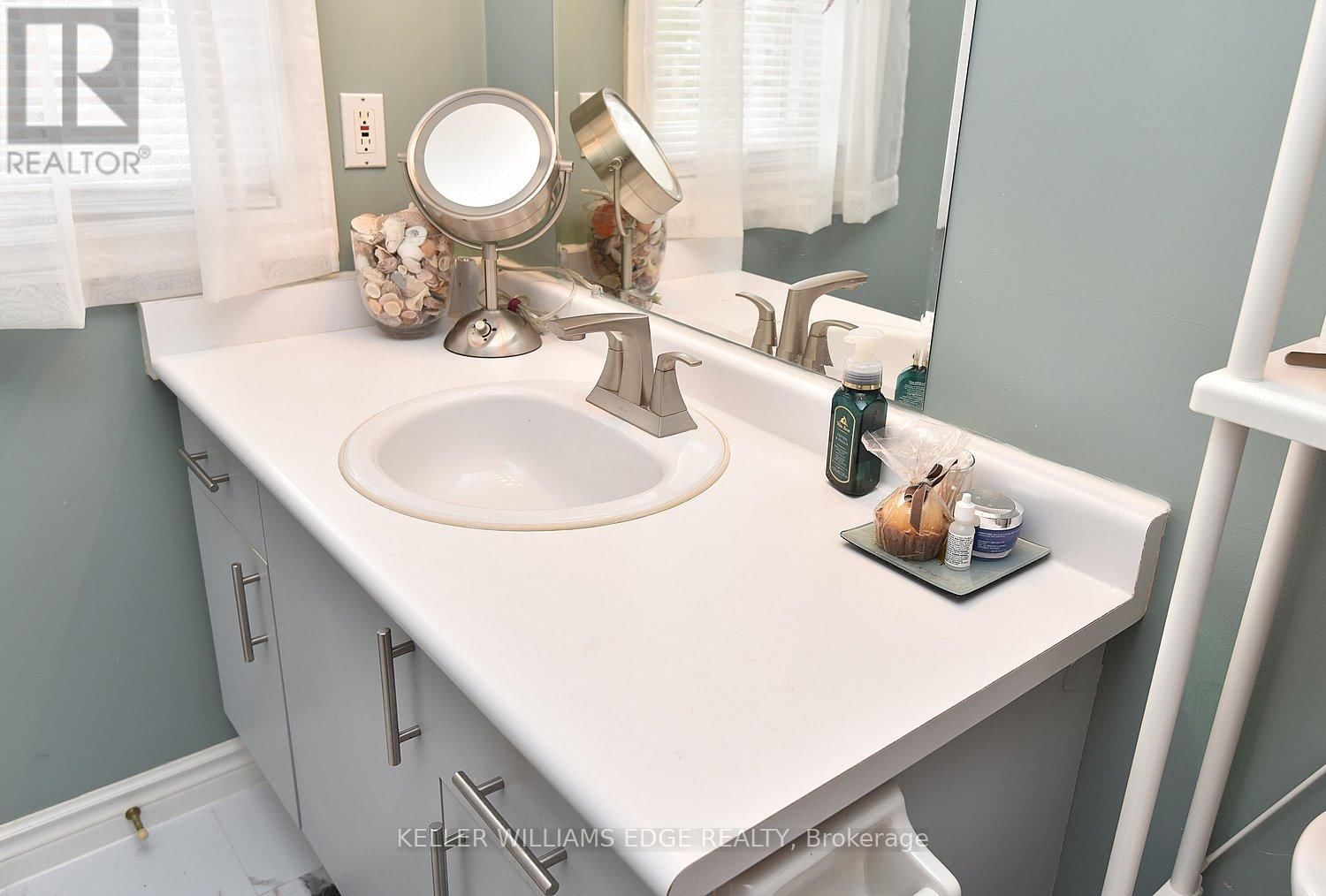 8 - 20 MEADOWLANDS BOULEVARD Image 21